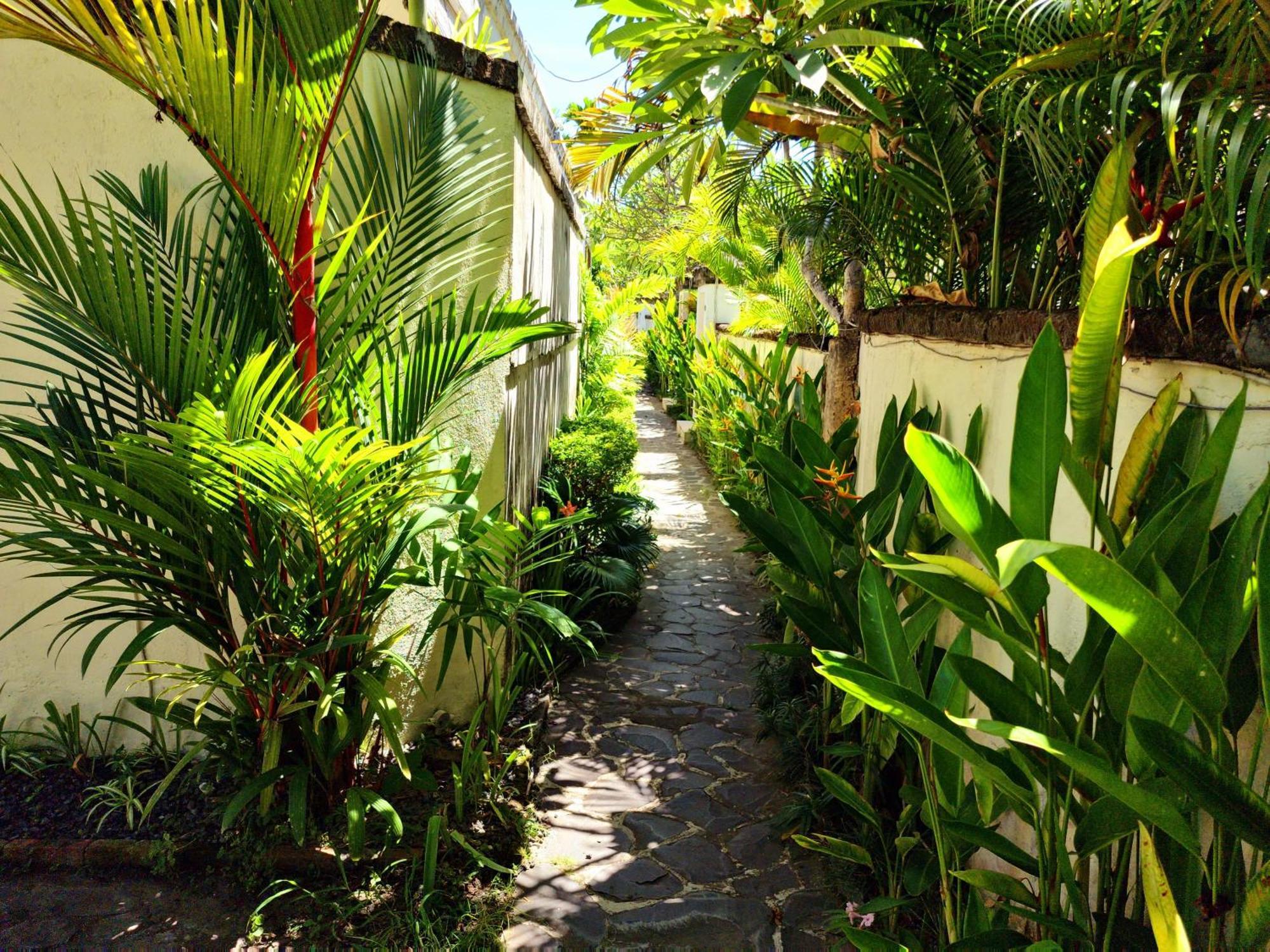 Nipuri Resort And Villas Seminyak By Kamara Luaran gambar