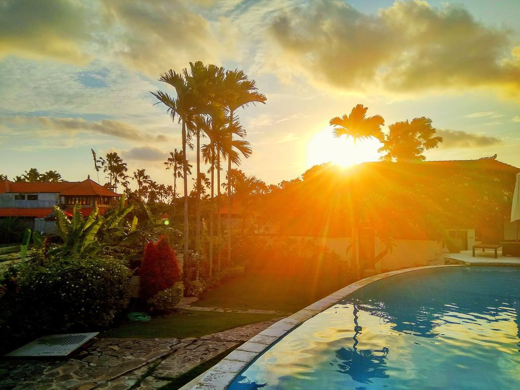Nipuri Resort And Villas Seminyak By Kamara Luaran gambar