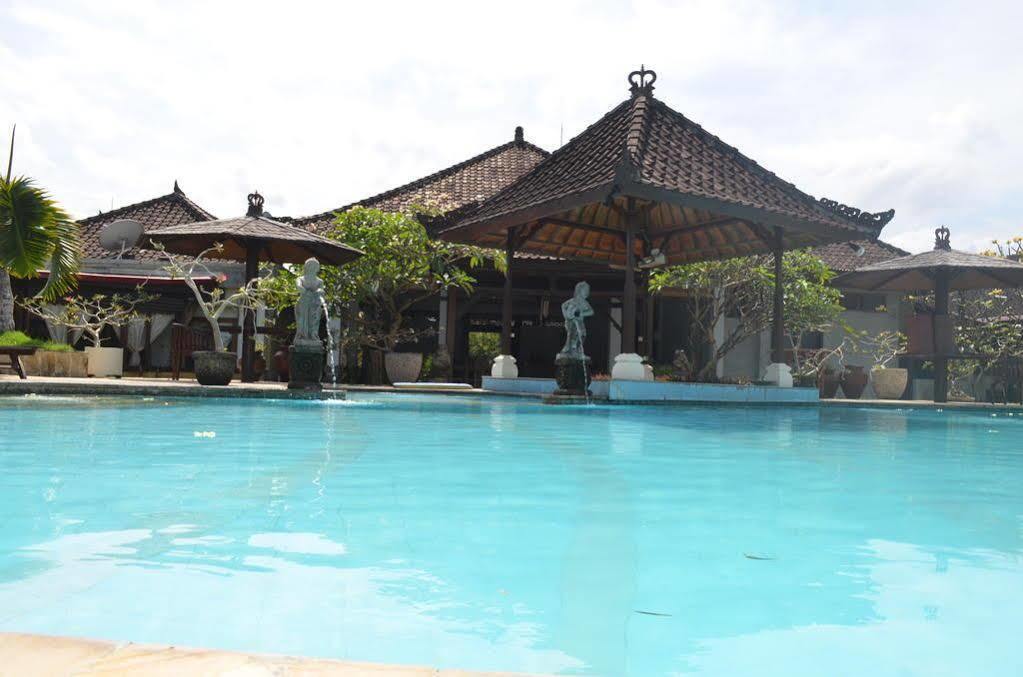 Nipuri Resort And Villas Seminyak By Kamara Luaran gambar