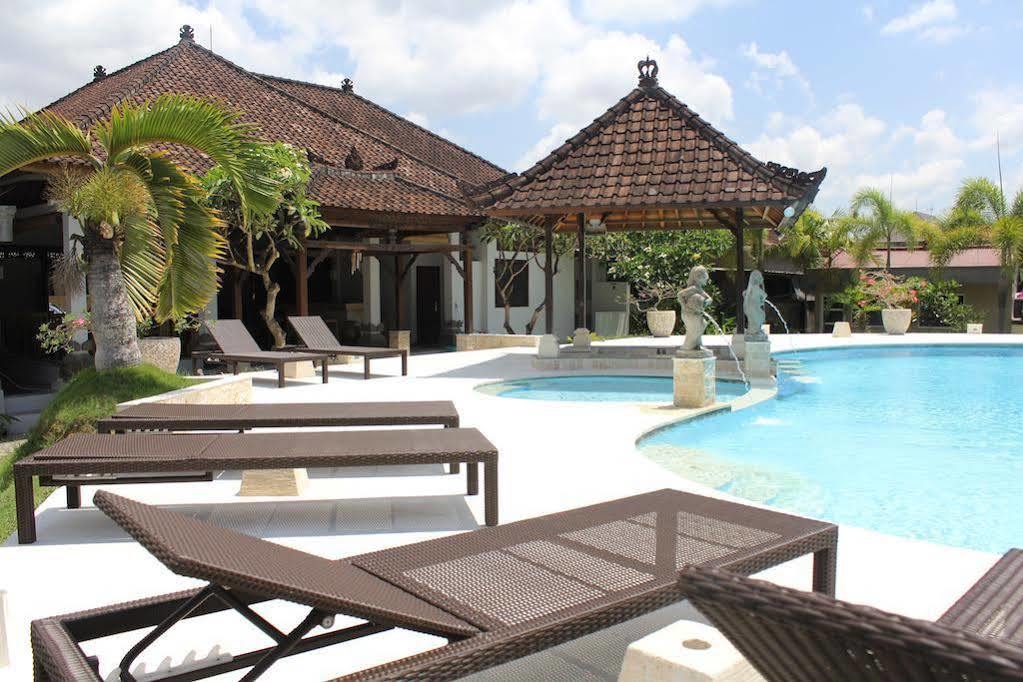 Nipuri Resort And Villas Seminyak By Kamara Luaran gambar